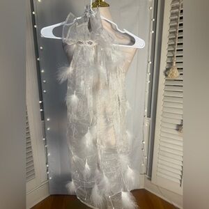 Modern Queen Kids Far Away Land White Feather Tulle Cape 3-8Y